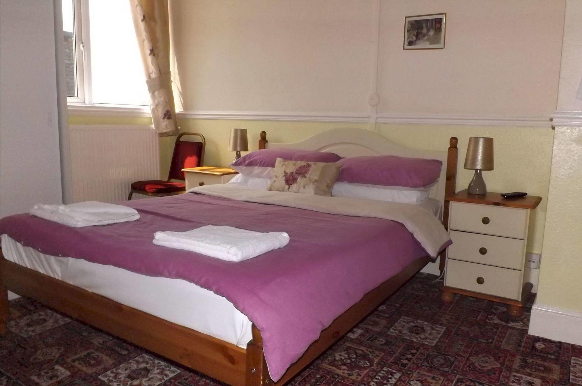 The Majestic Bed & Breakfast Great Yarmouth Eksteriør bilde