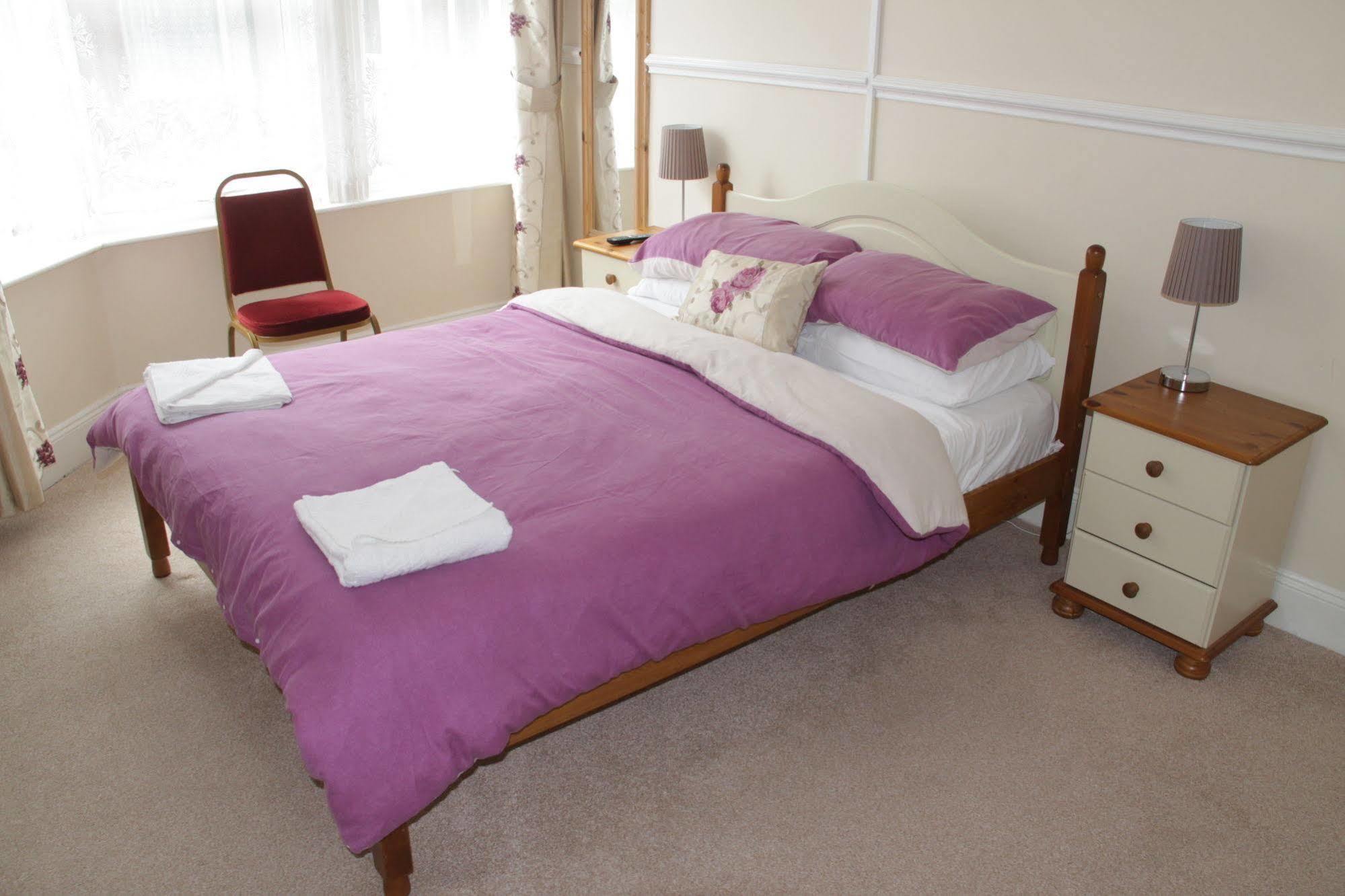 The Majestic Bed & Breakfast Great Yarmouth Eksteriør bilde